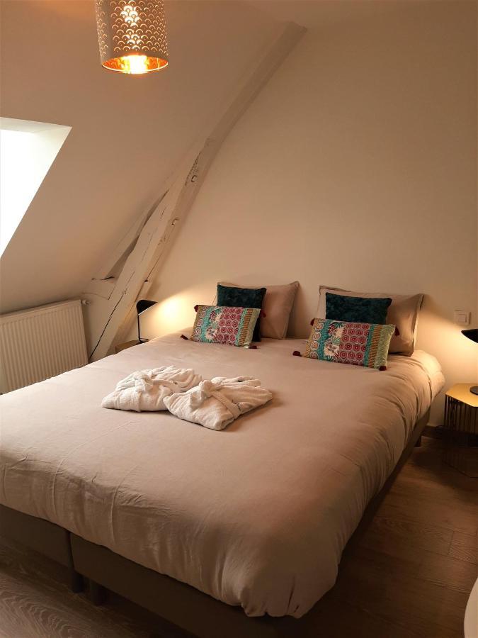 Le Feneau Maison D'Hotes Creuzier-le-Neuf المظهر الخارجي الصورة