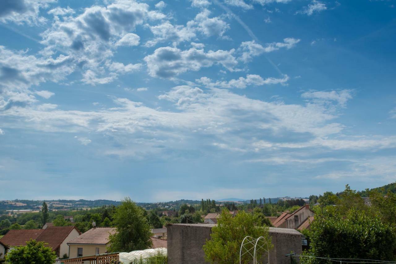 Le Feneau Maison D'Hotes Creuzier-le-Neuf المظهر الخارجي الصورة